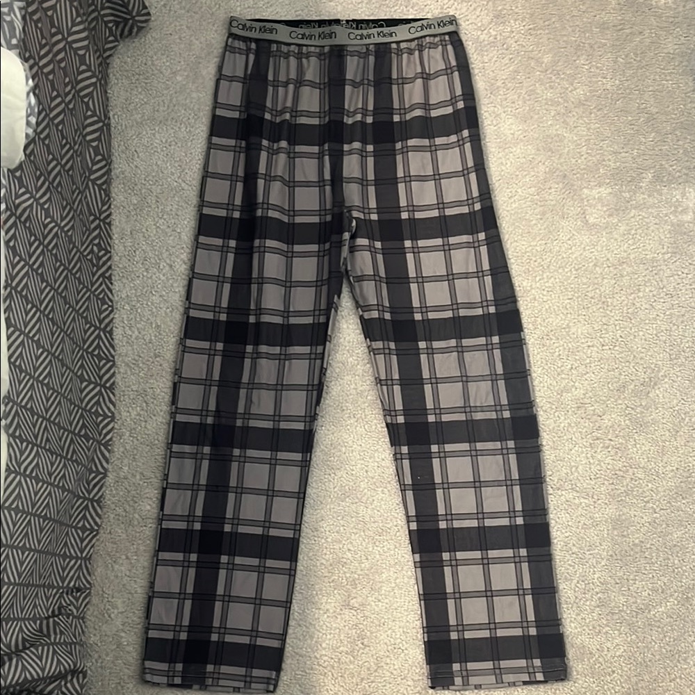 Calvin Klein Men's Black Plaid Pants
